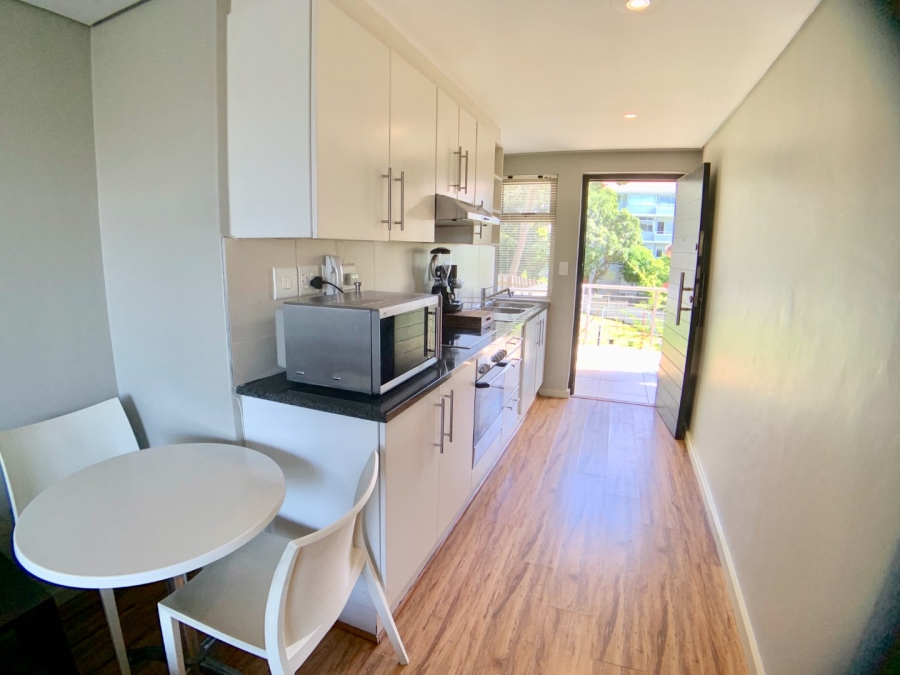 1 Bedroom Property for Sale in Sea Point Western Cape